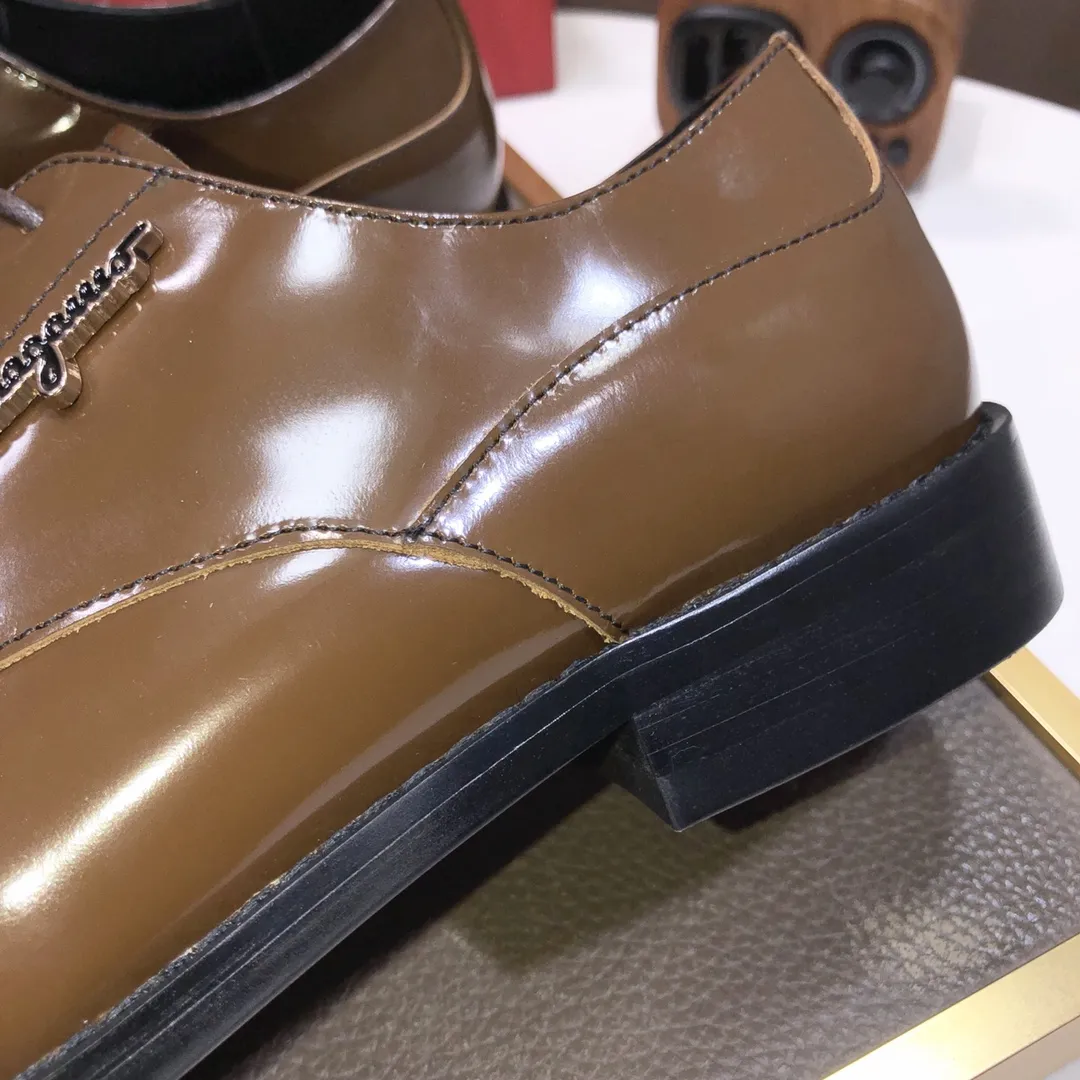 Men's shoes 💰480💰[Ferragamo/Ferragamo] The latest model in the counter, original imported cowhide fabric + sheepskin lining + original luxury metal buckle + original combination outsole, no pressure in comparison 38--44 (custom-made for 45, non-refundable)